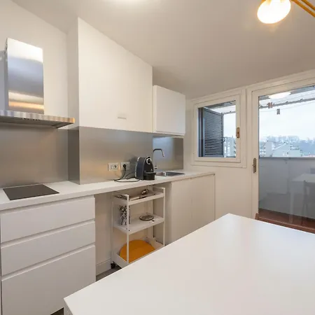 아파트 Xenia - Elegant Penthouse In Fiera Area